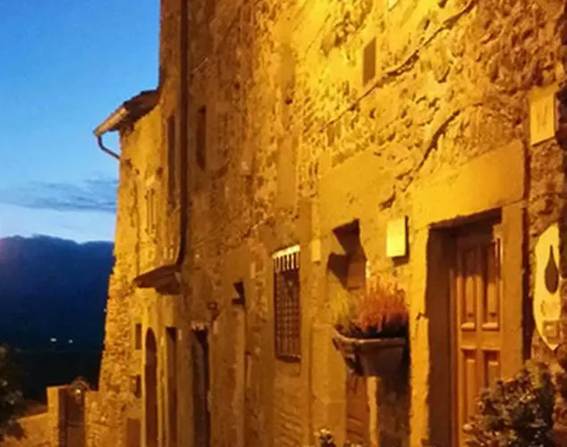 Nero Gioconda Πανσιόν 3*